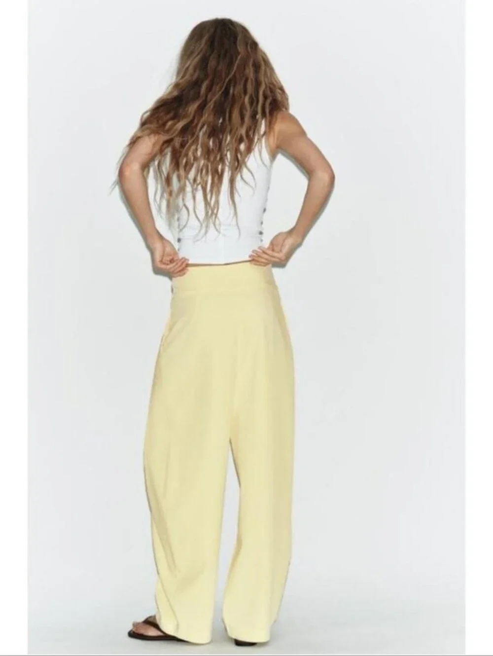 ZARA PLEATED BALLOON PANTS